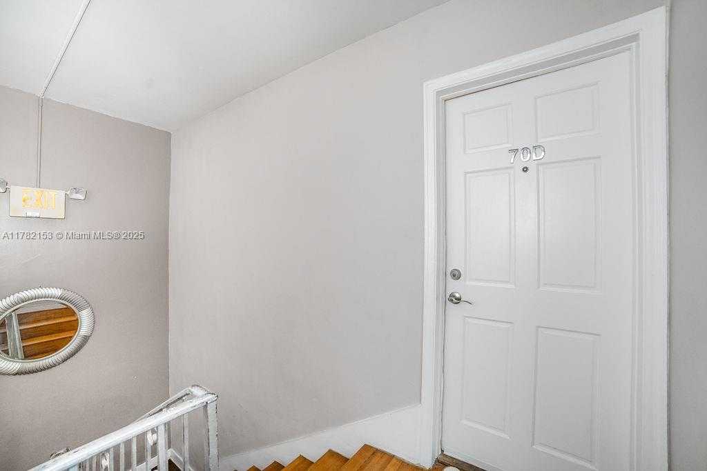 Small Image of 10070 EAST BAY HARBOR DR #70D, Bay Harbor Islands Number 30