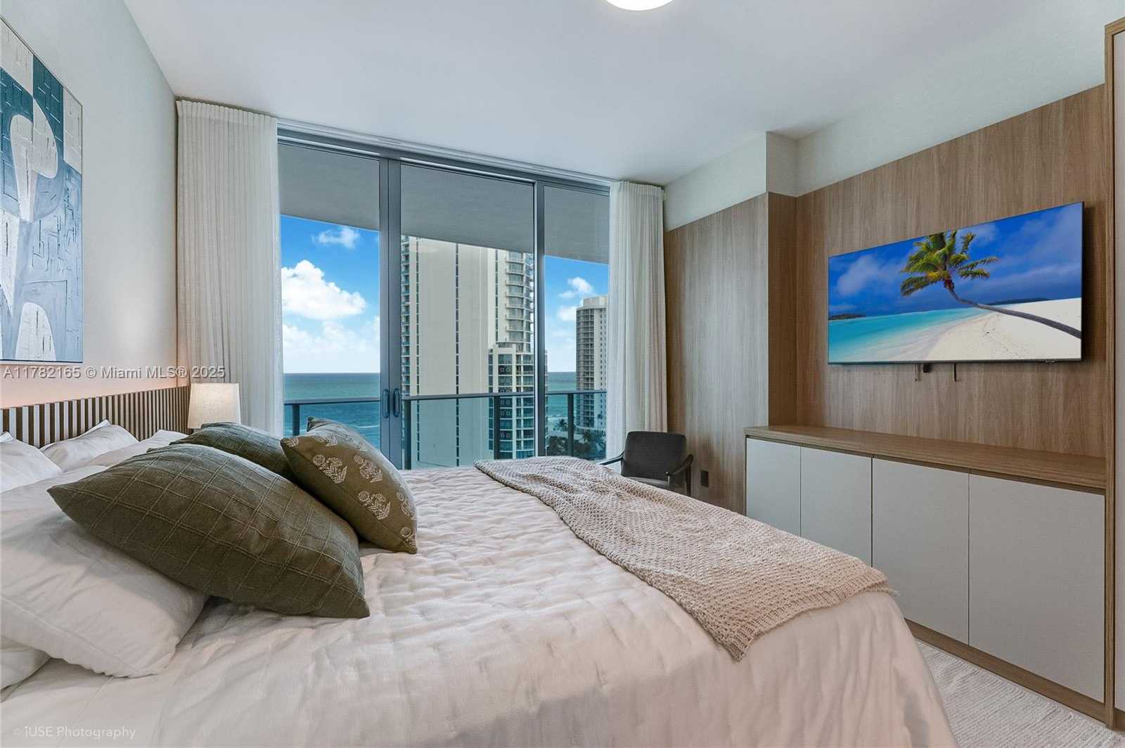 Small Image of 17550 COLLINS AVE #1404, Sunny Isles Beach Number 15