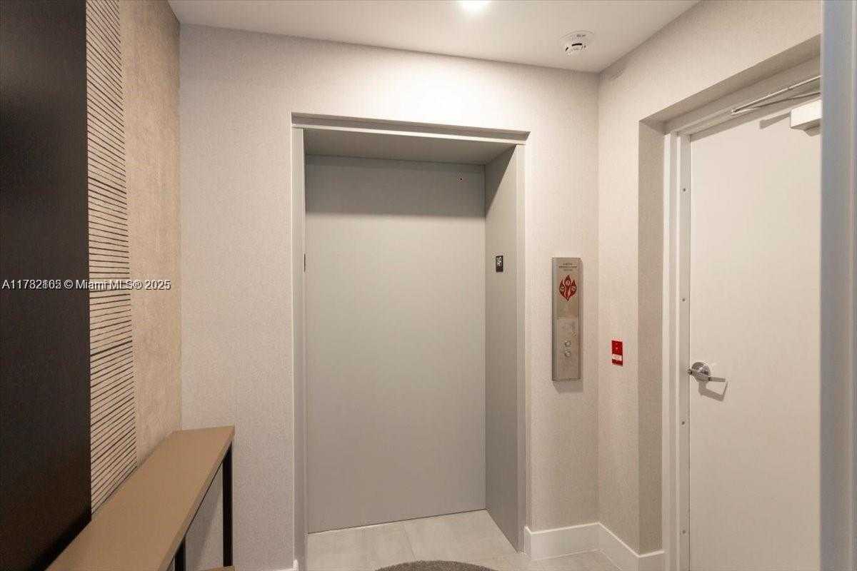 Small Image of 17550 COLLINS AVE #1404, Sunny Isles Beach Number 21
