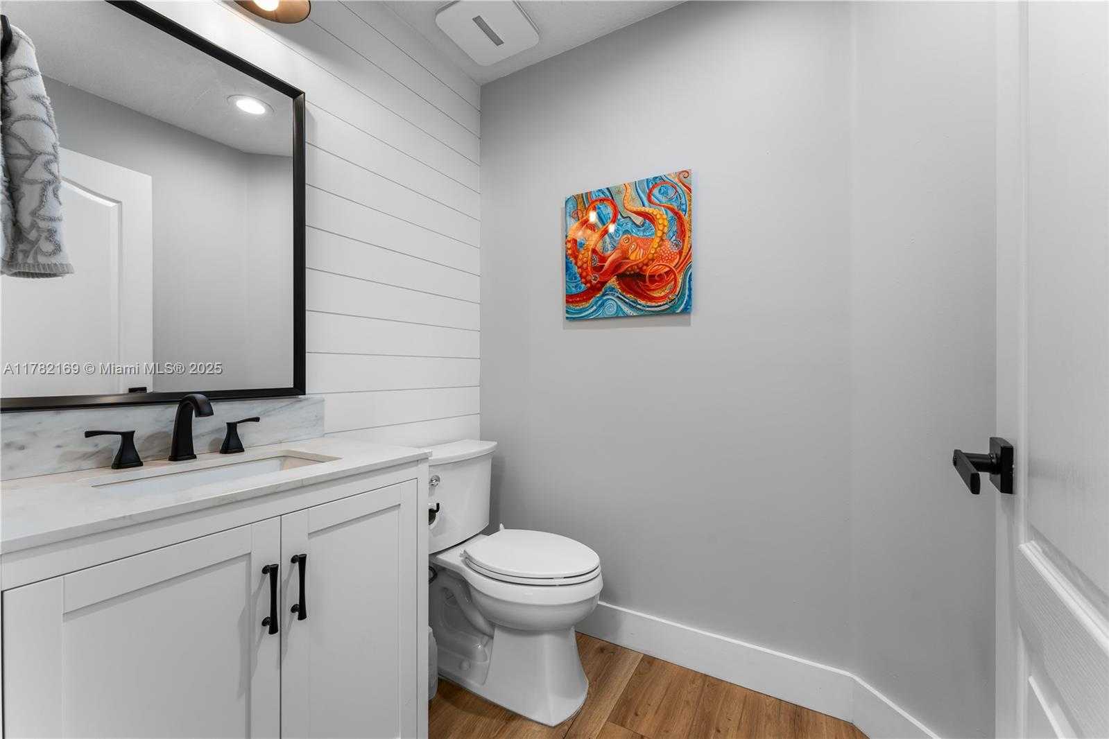 Small Image of 129 FARMINGDALE DR, Jupiter Number 14