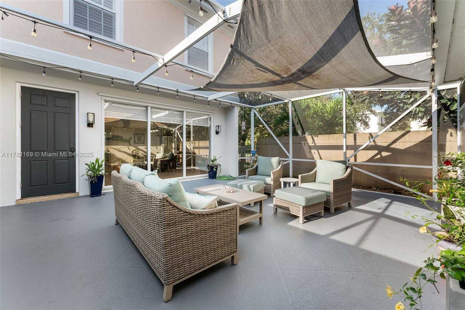 Small Image of 129 FARMINGDALE DR, Jupiter Number 16