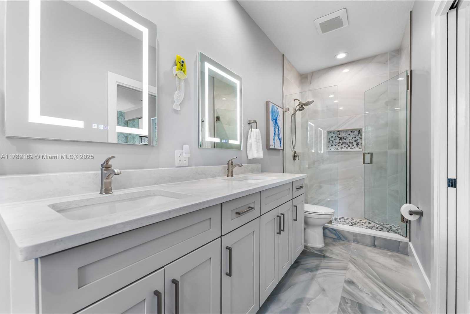 Small Image of 129 FARMINGDALE DR, Jupiter Number 33