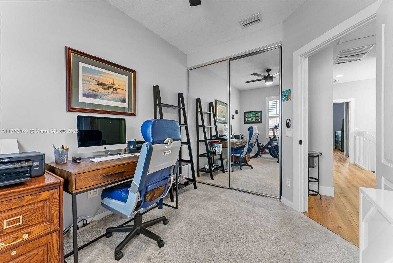 Small Image of 129 FARMINGDALE DR, Jupiter Number 37