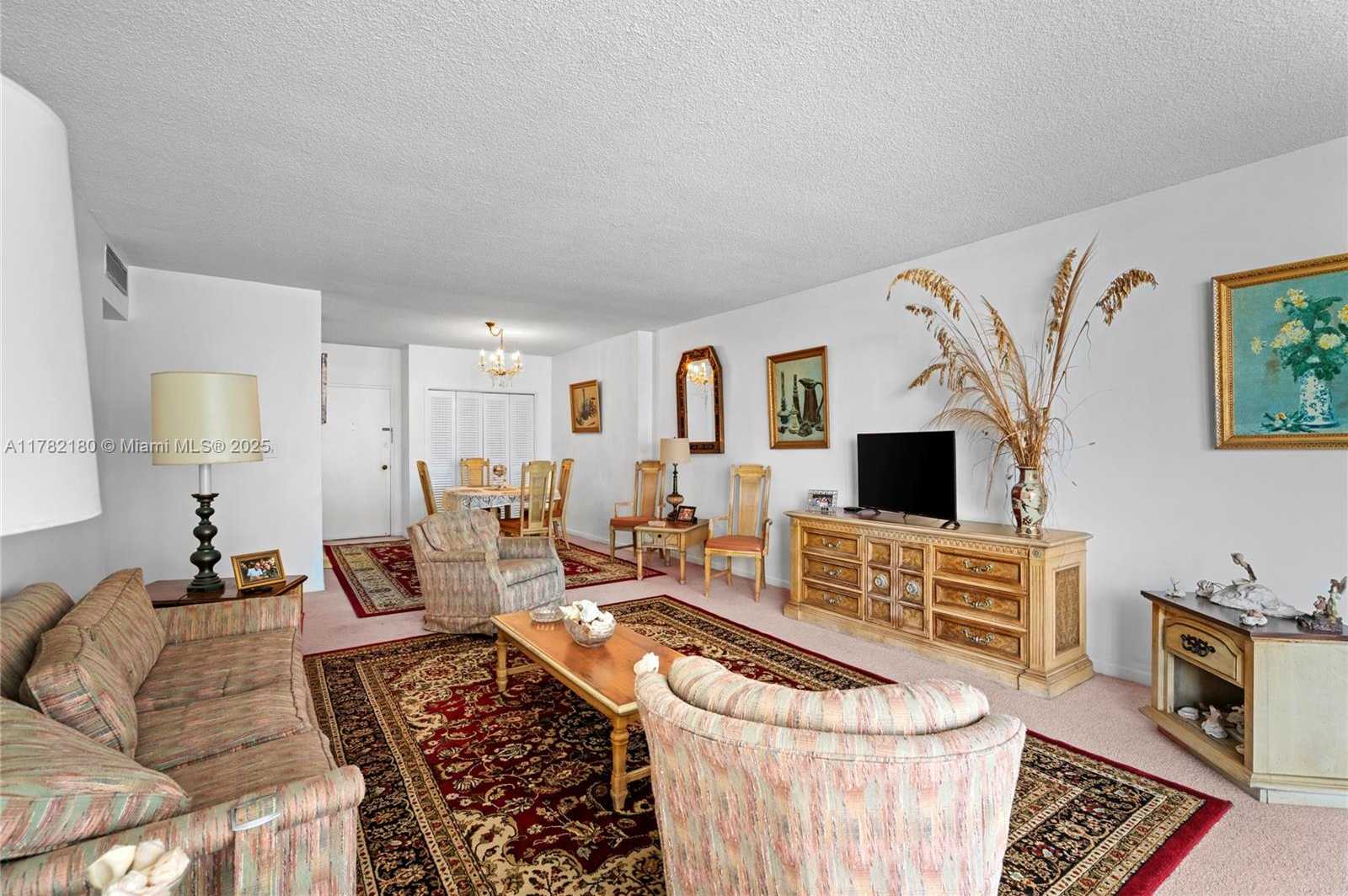 Small Image of 5601 COLLINS AVE #1014, Miami Beach Number 16