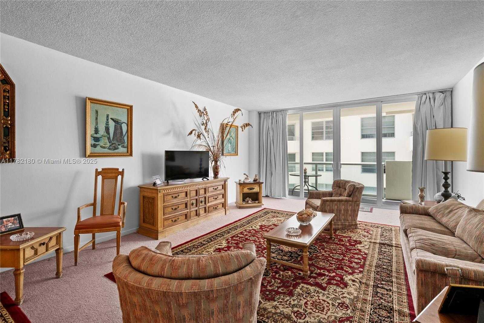 Small Image of 5601 COLLINS AVE #1014, Miami Beach Number 18