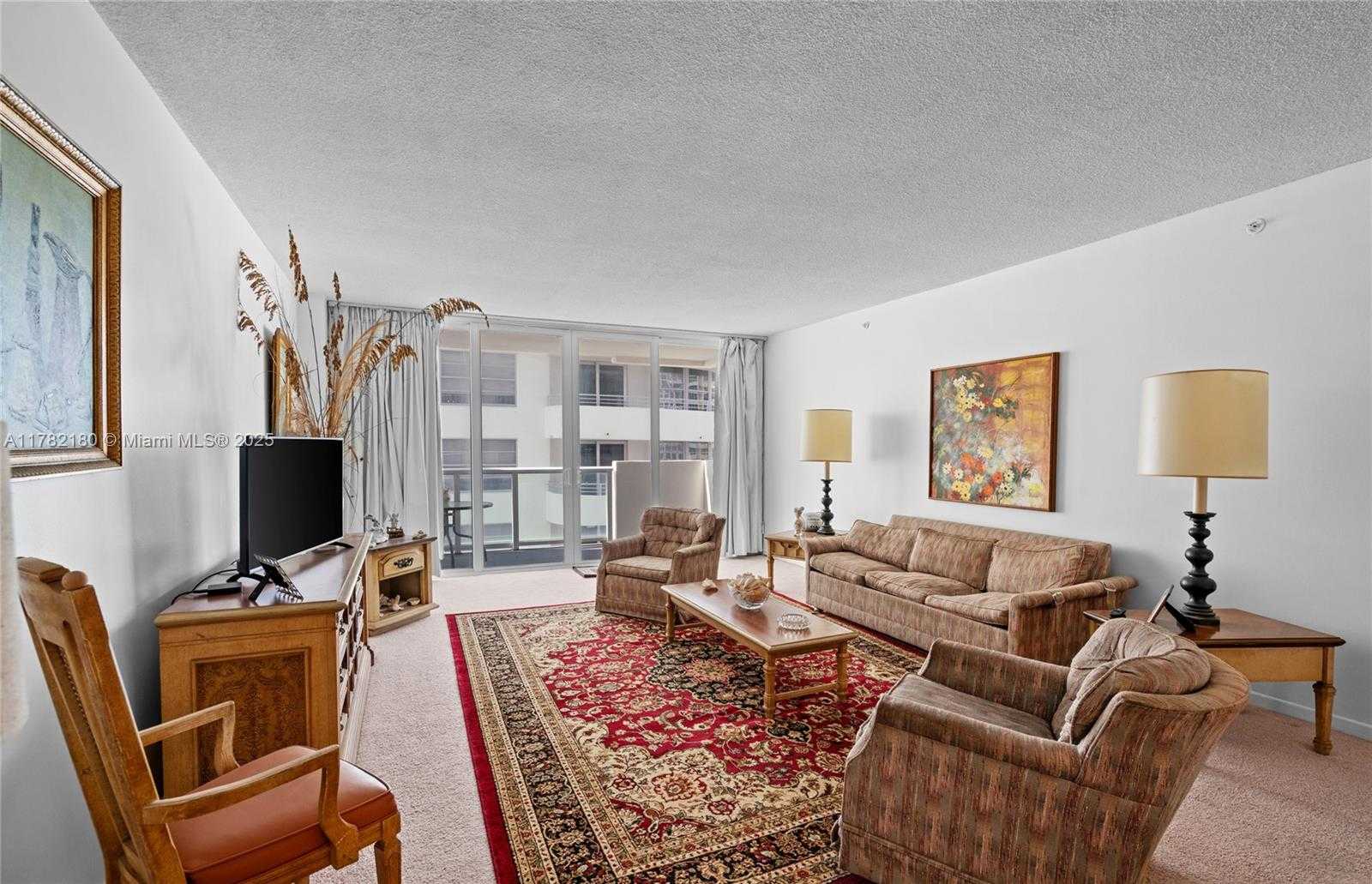 Small Image of 5601 COLLINS AVE #1014, Miami Beach Number 19