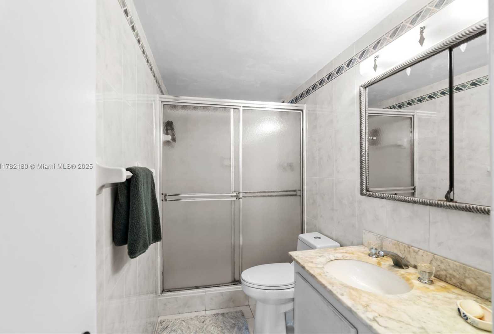 Small Image of 5601 COLLINS AVE #1014, Miami Beach Number 40