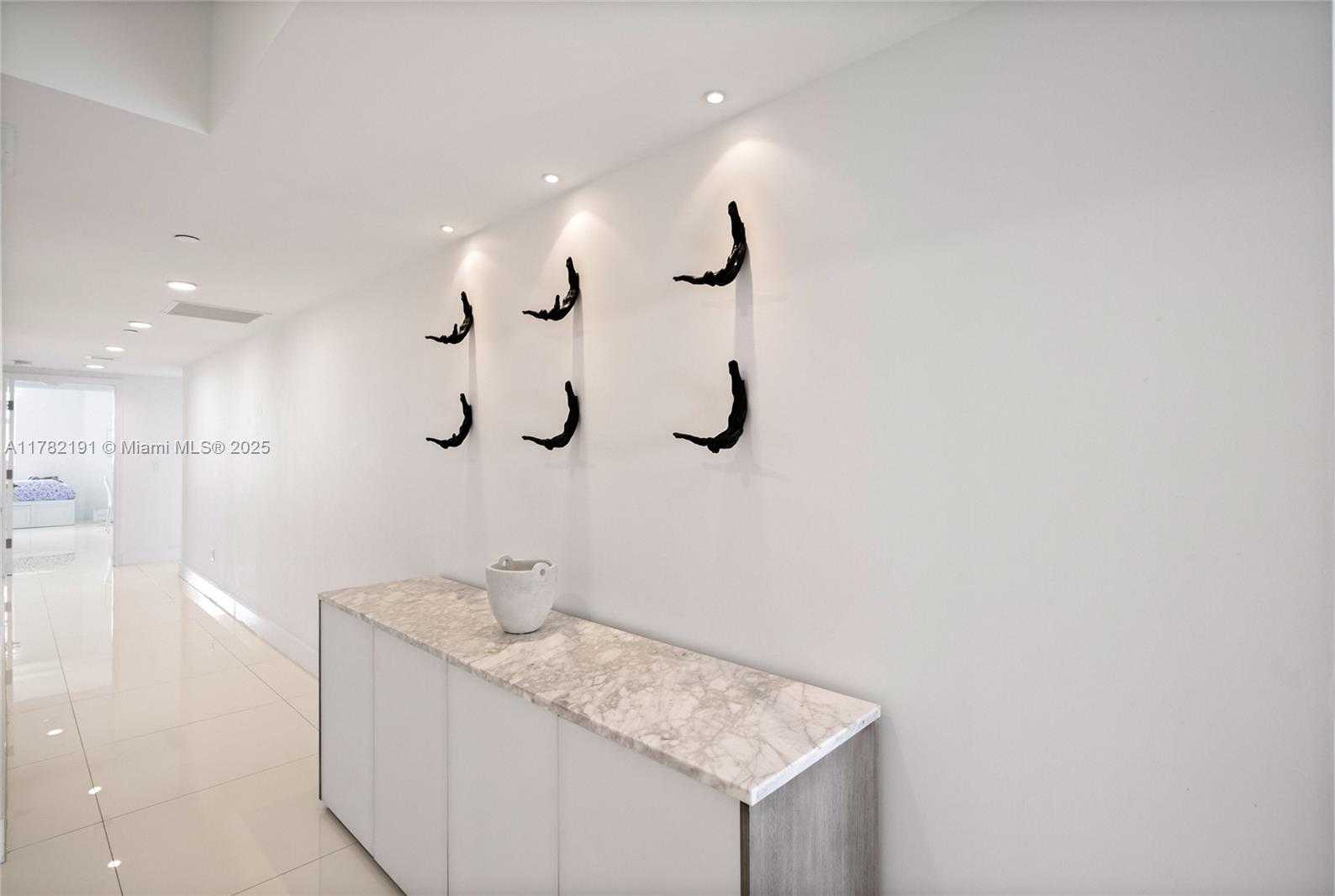 Small Image of 3301 NORTH EAST 183RD ST #2807, Aventura Number 21
