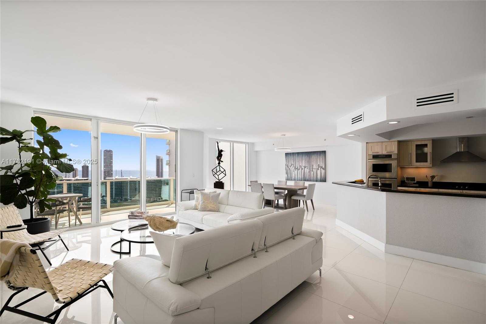 Small Image of 3301 NORTH EAST 183RD ST #2807, Aventura Number 3