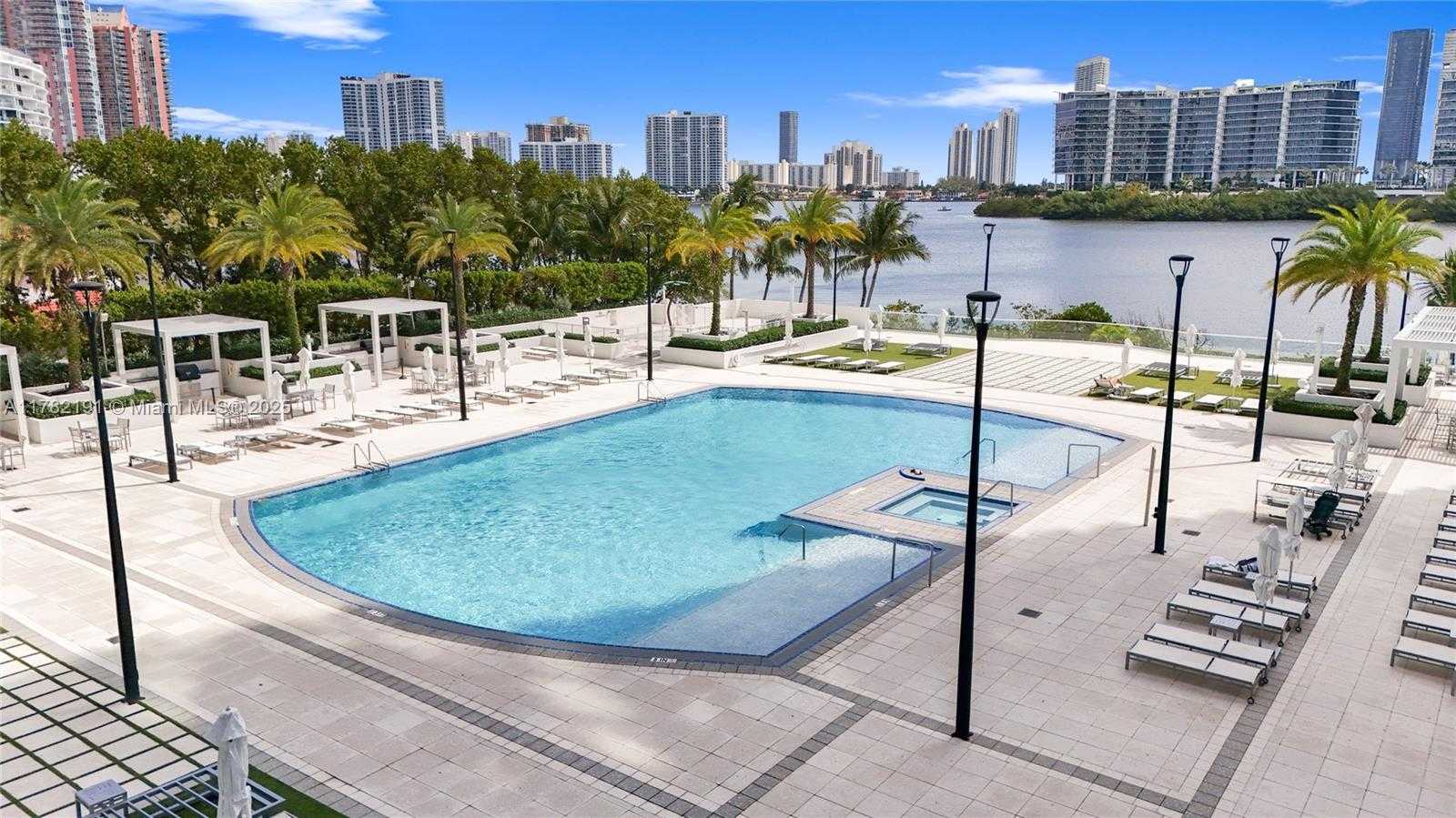 Small Image of 3301 NORTH EAST 183RD ST #2807, Aventura Number 53