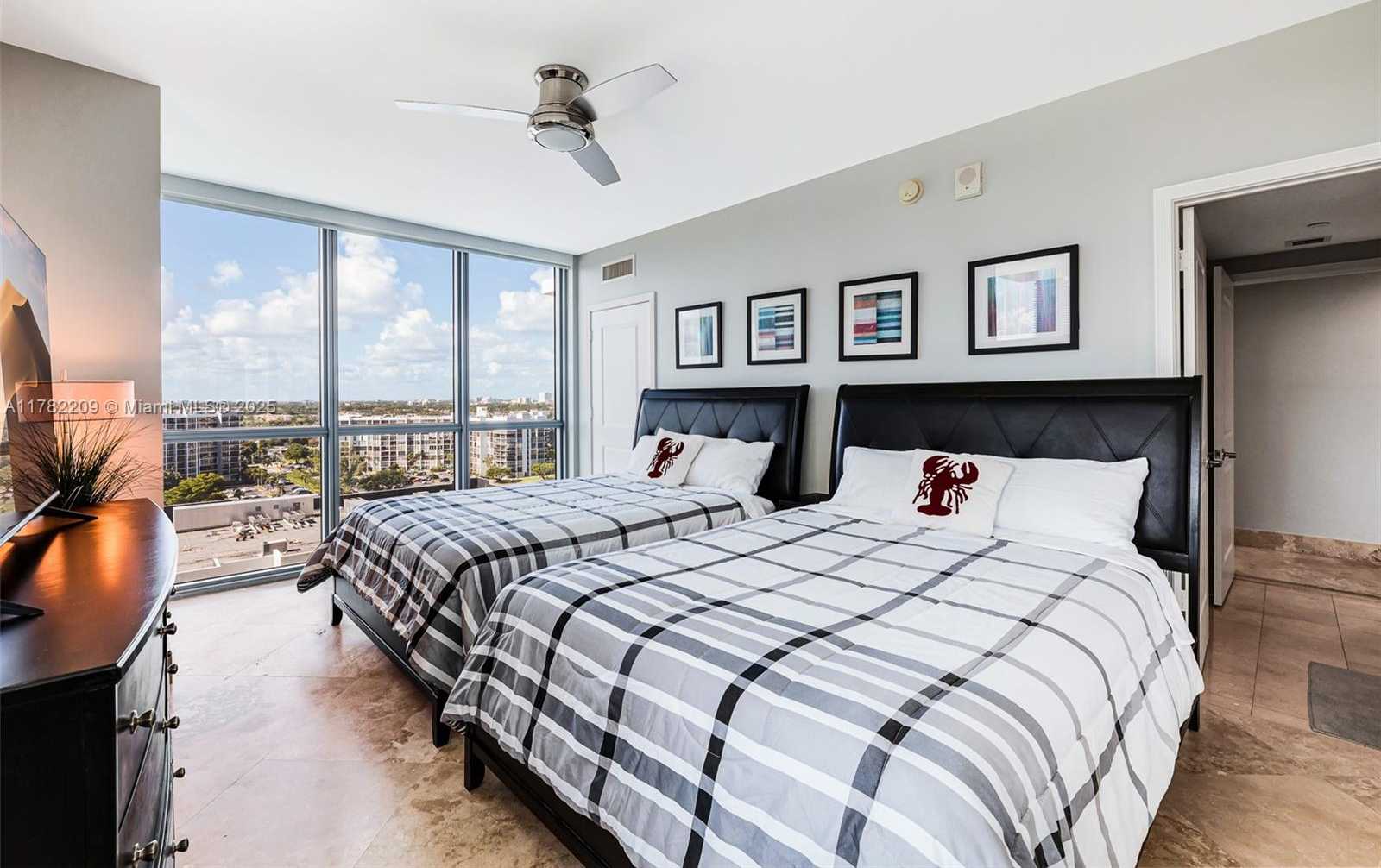 Small Image of 3101 SOUTH OCEAN DR #1202, Hollywood Number 35