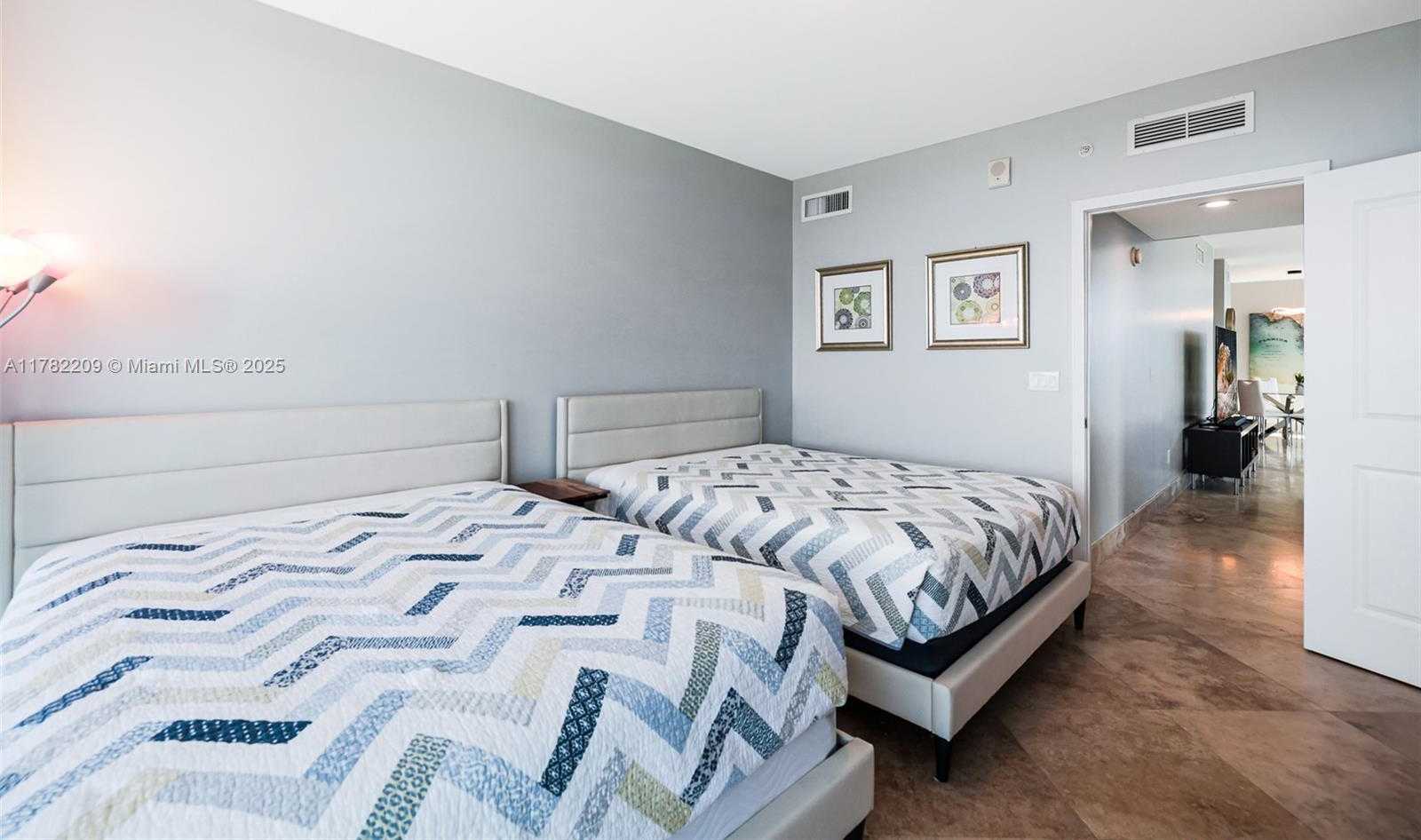 Small Image of 3101 SOUTH OCEAN DR #1202, Hollywood Number 36