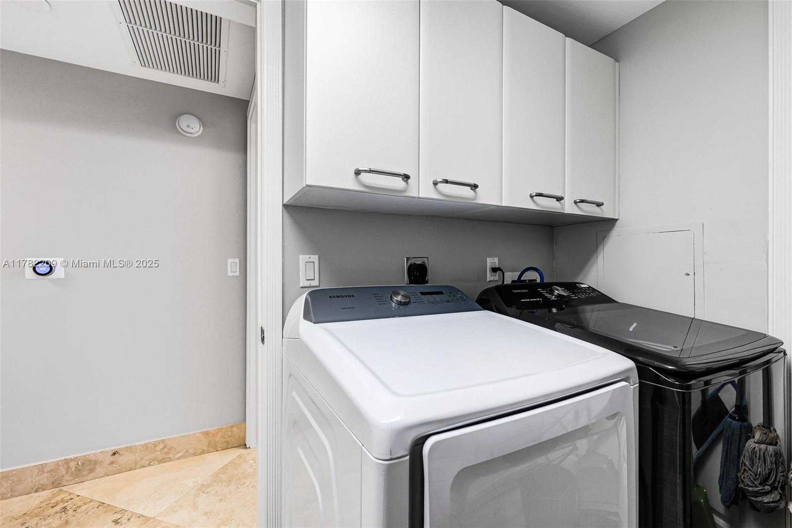 Small Image of 3101 SOUTH OCEAN DR #1202, Hollywood Number 40