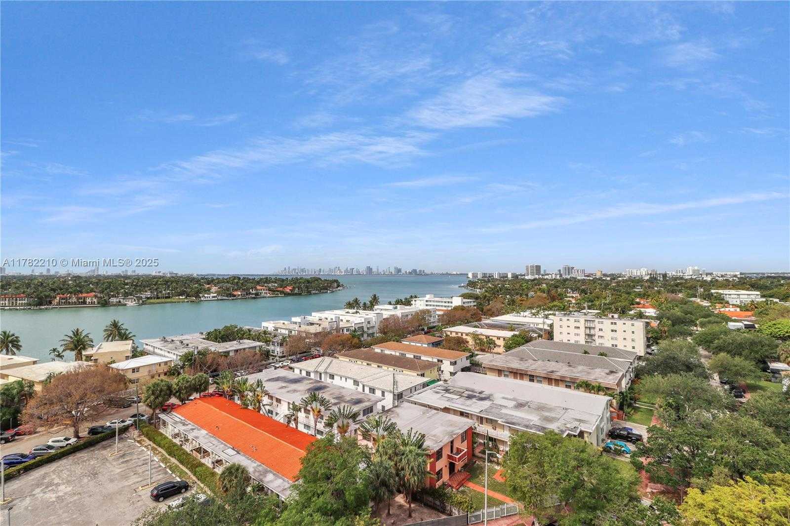 Small Image of 6900 BAY DR #PH-B, Miami Beach Number 21