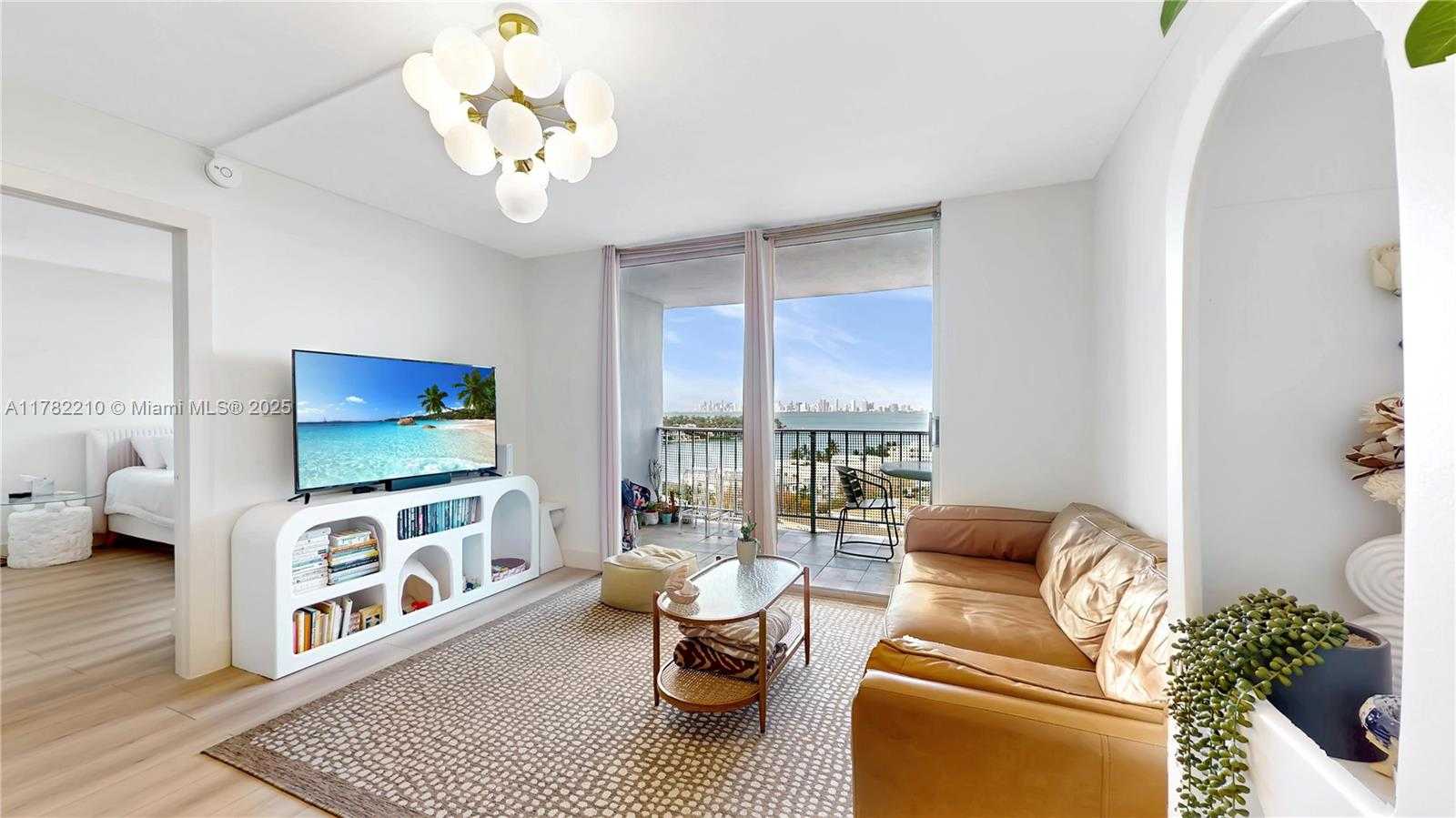 Small Image of 6900 BAY DR #PH-B, Miami Beach Number 6