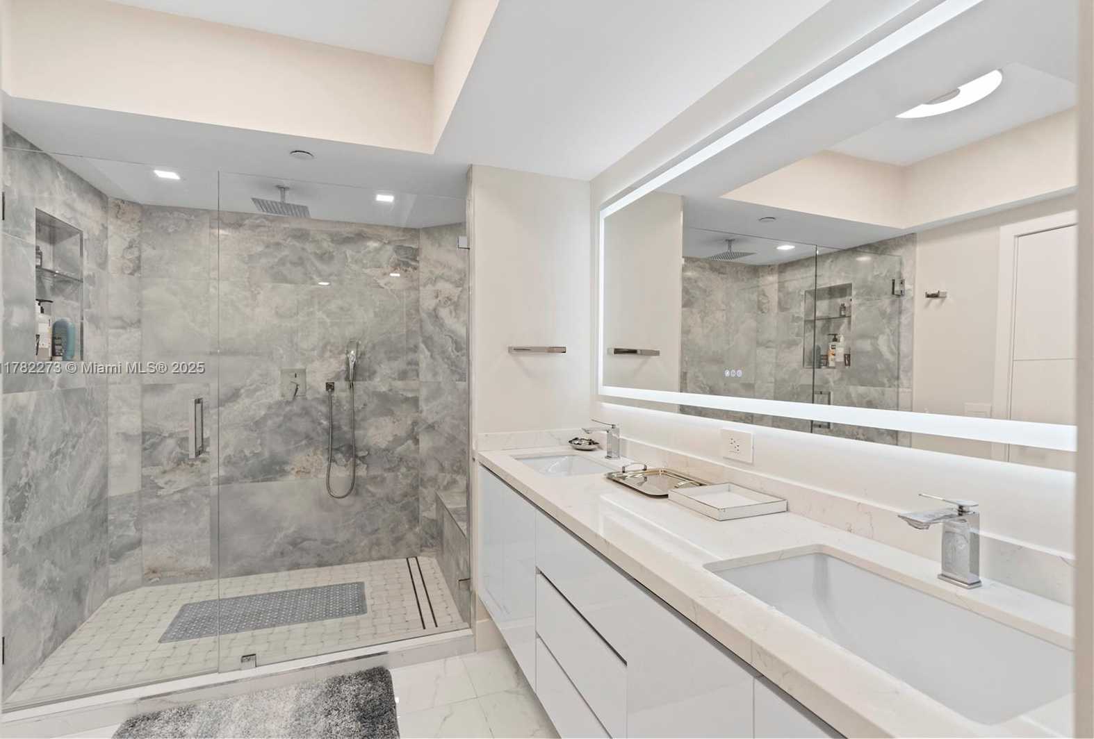 Small Image of 4779 COLLINS AVE #1205, Miami Beach Number 32