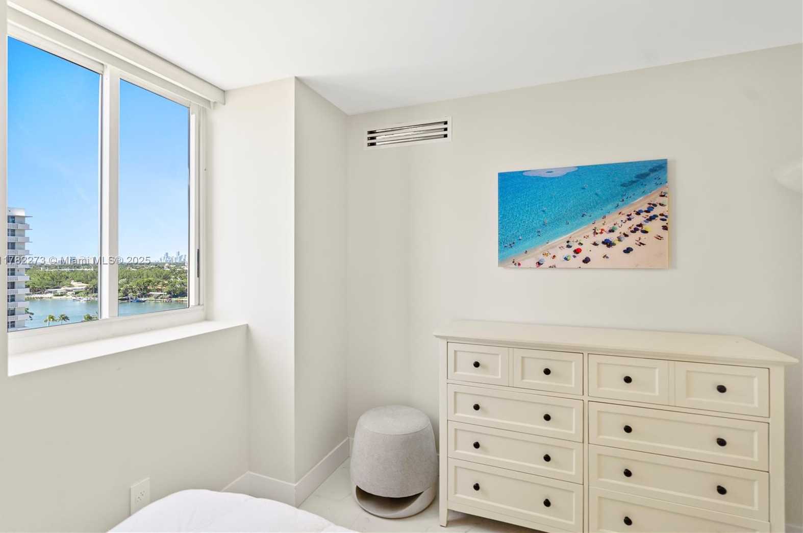 Small Image of 4779 COLLINS AVE #1205, Miami Beach Number 34
