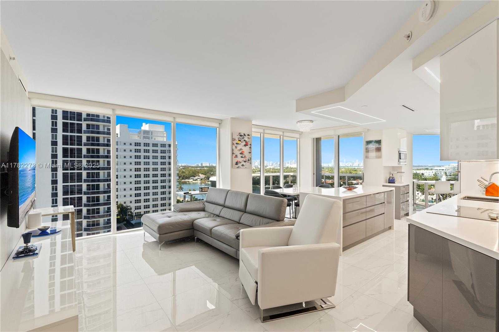 Small Image of 4779 COLLINS AVE #1205, Miami Beach Number 8