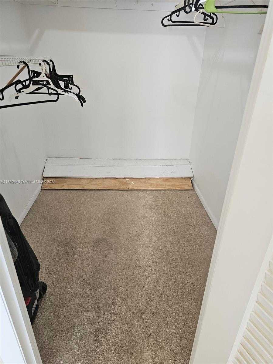 Small Image of 8280 SUNRISE LAKES BLVD #205, Sunrise Number 6