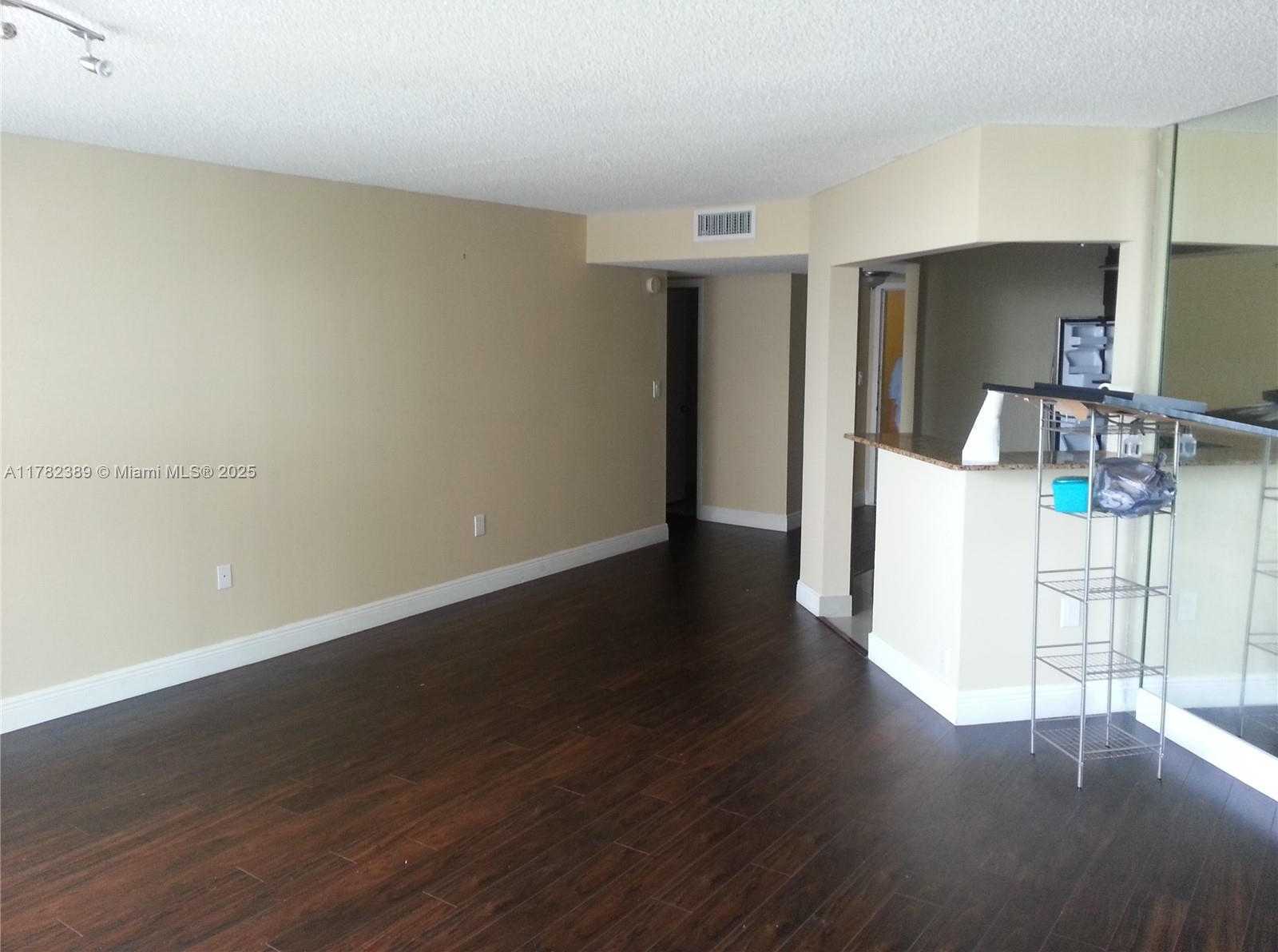 Small Image of 2750 NORTH EAST 183RD ST #2607, Aventura Number 1