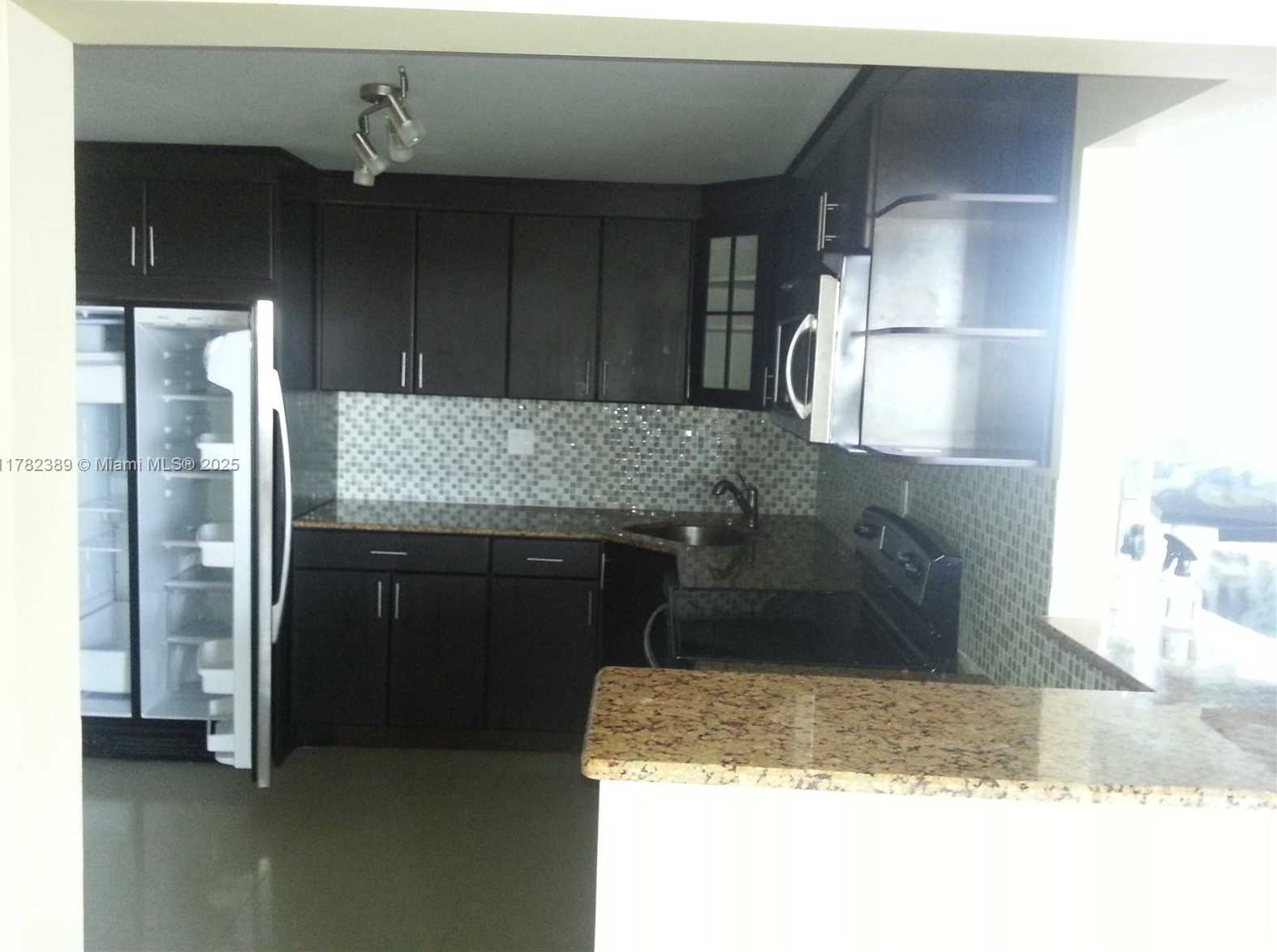 Small Image of 2750 NORTH EAST 183RD ST #2607, Aventura Number 3