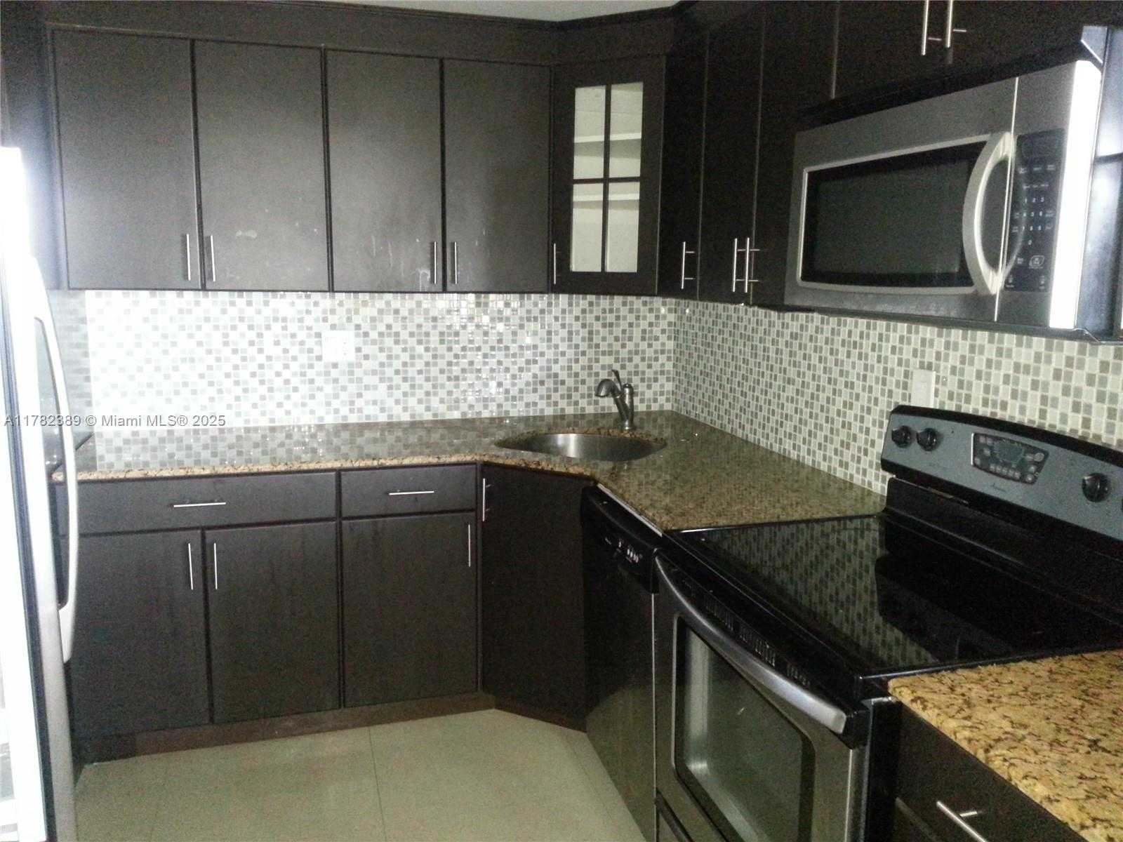 Small Image of 2750 NORTH EAST 183RD ST #2607, Aventura Number 4