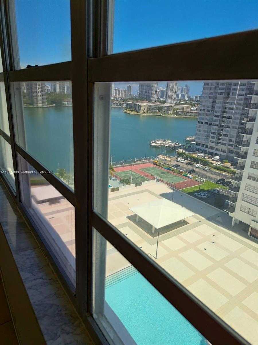 Small Image of 2750 NORTH EAST 183RD ST #2607, Aventura Number 40