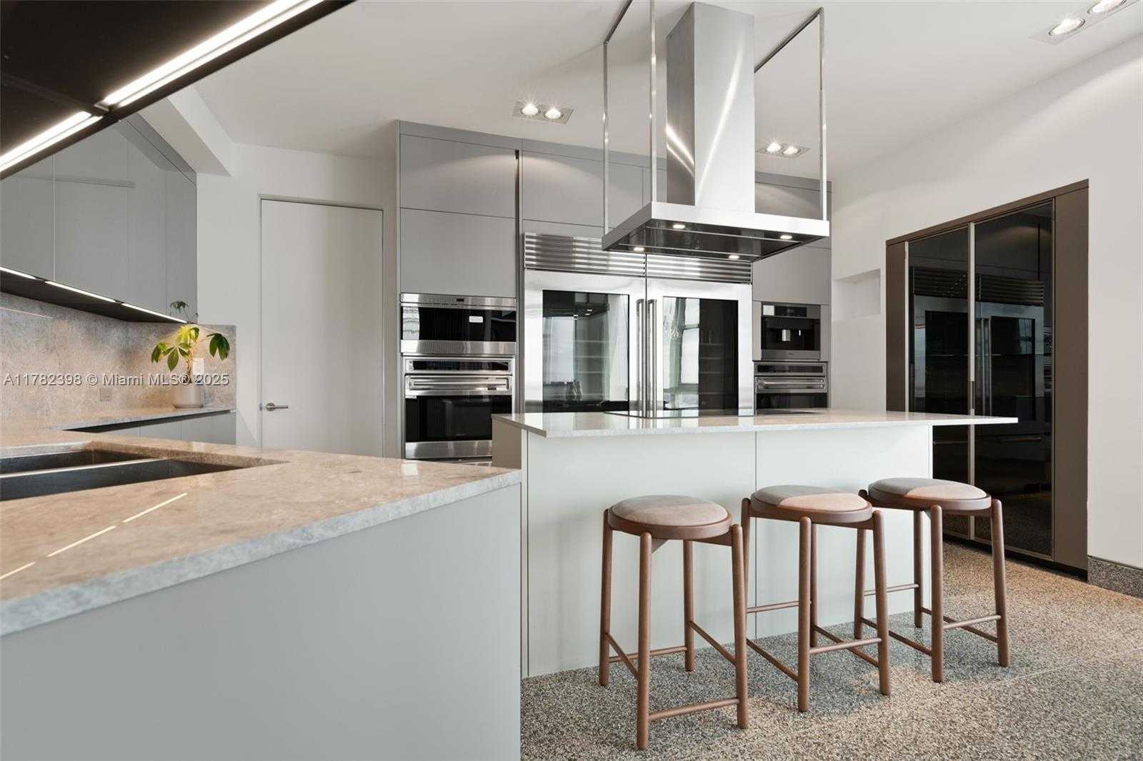 Small Image of 18201 COLLINS AVE #TS1, Sunny Isles Beach Number 31
