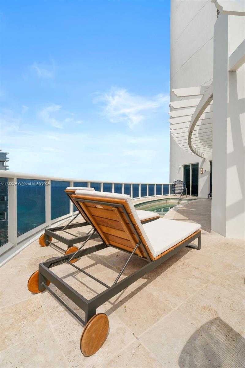 Small Image of 18201 COLLINS AVE #TS1, Sunny Isles Beach Number 9