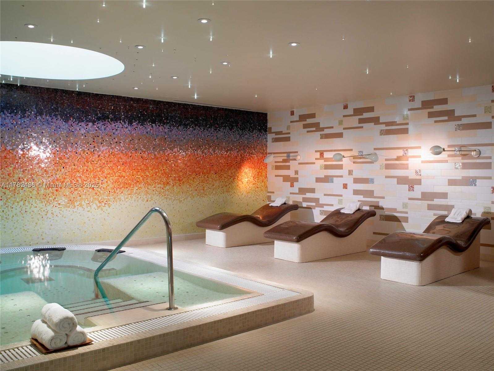Small Image of 6801 COLLINS AVE #604, Miami Beach Number 36
