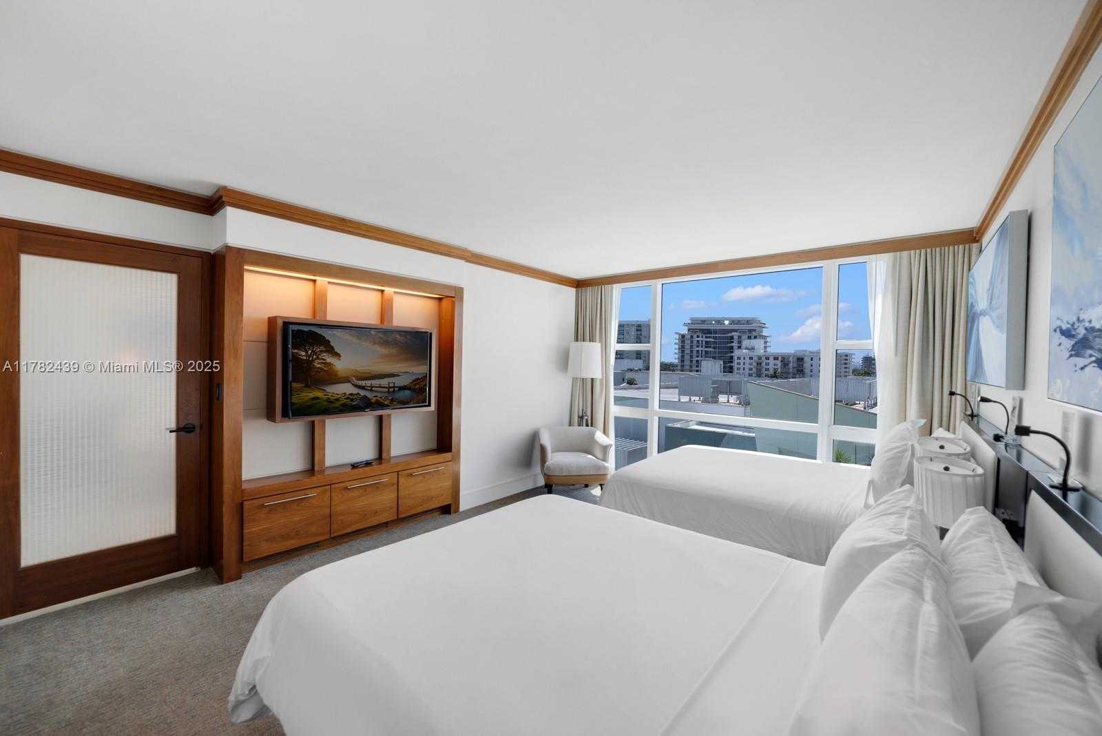 Small Image of 6801 COLLINS AVE #515, Miami Beach Number 10