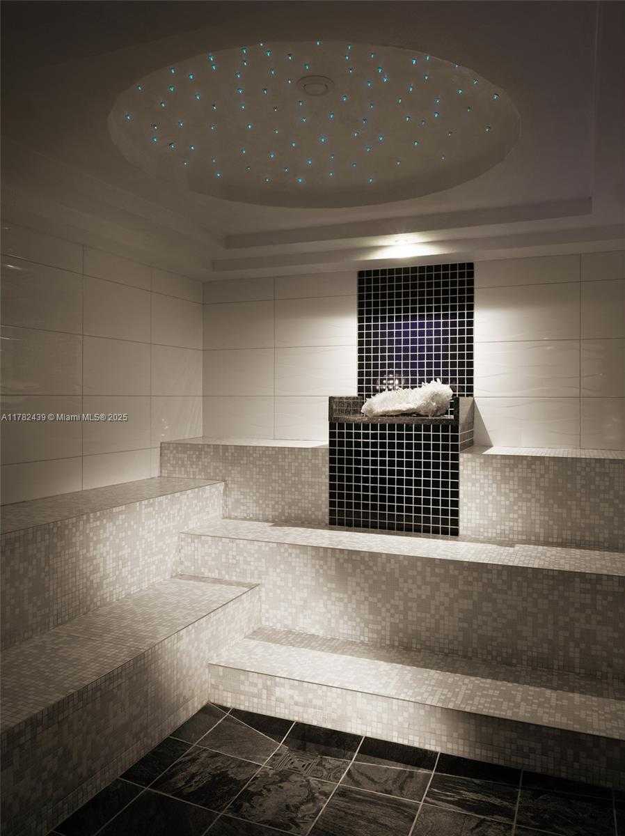 Small Image of 6801 COLLINS AVE #515, Miami Beach Number 21