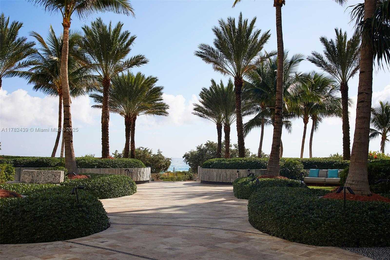 Small Image of 6801 COLLINS AVE #515, Miami Beach Number 25