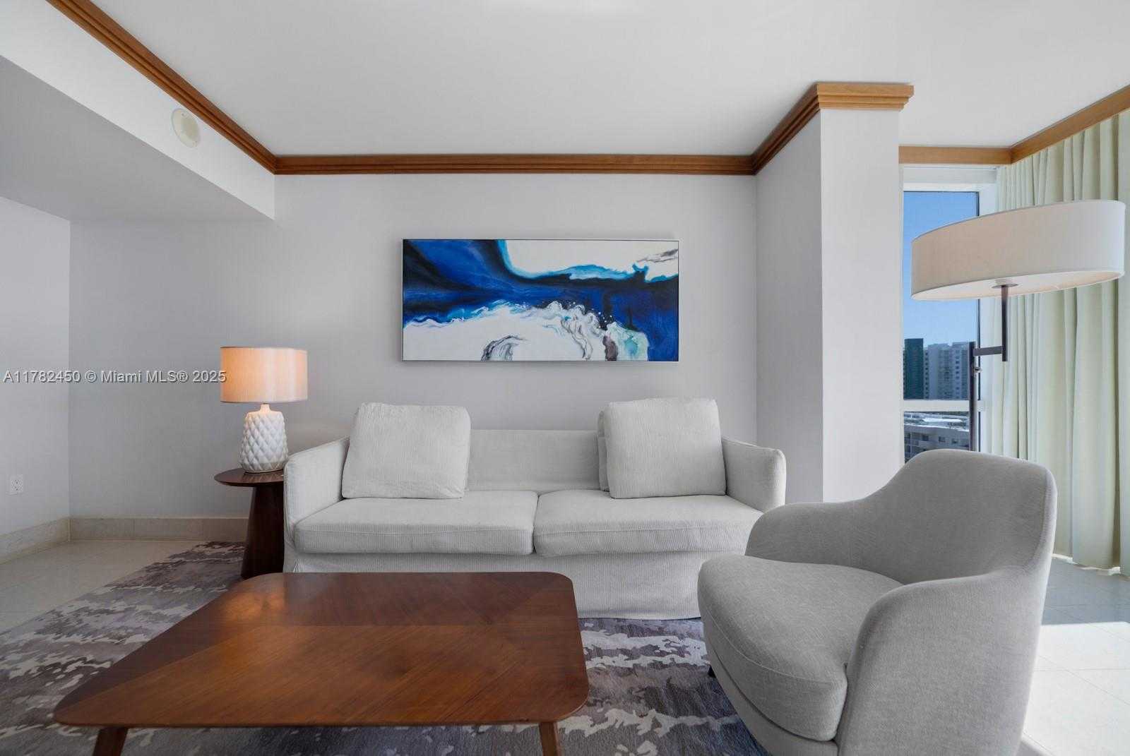 Small Image of 6801 COLLINS AVE #702, Miami Beach Number 8