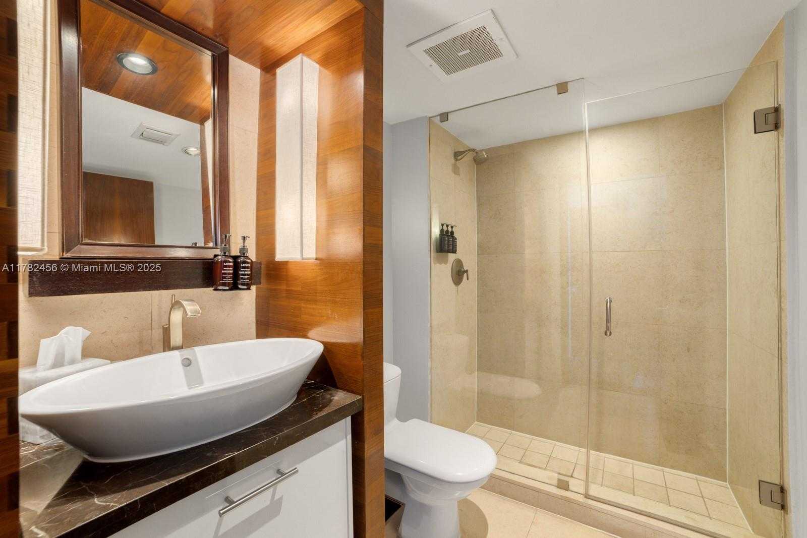 Small Image of 6801 COLLINS AVE #709, Miami Beach Number 18