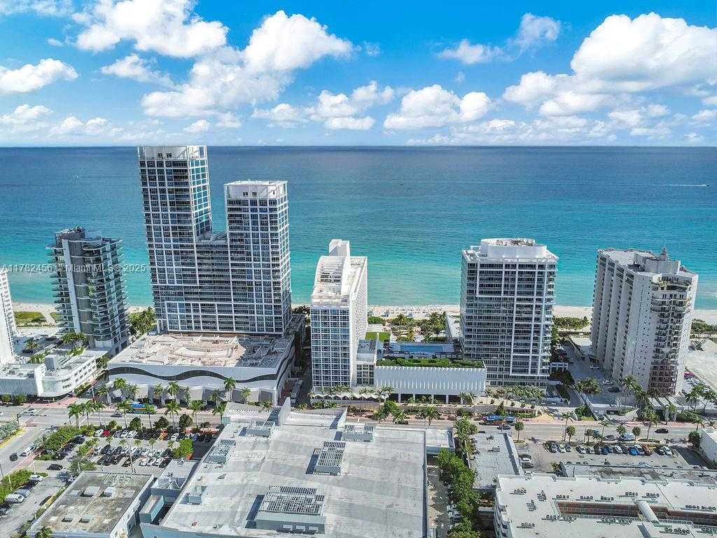 Small Image of 6801 COLLINS AVE #709, Miami Beach Number 21