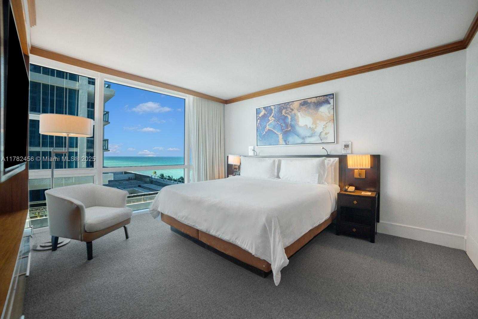 Small Image of 6801 COLLINS AVE #709, Miami Beach Number 8