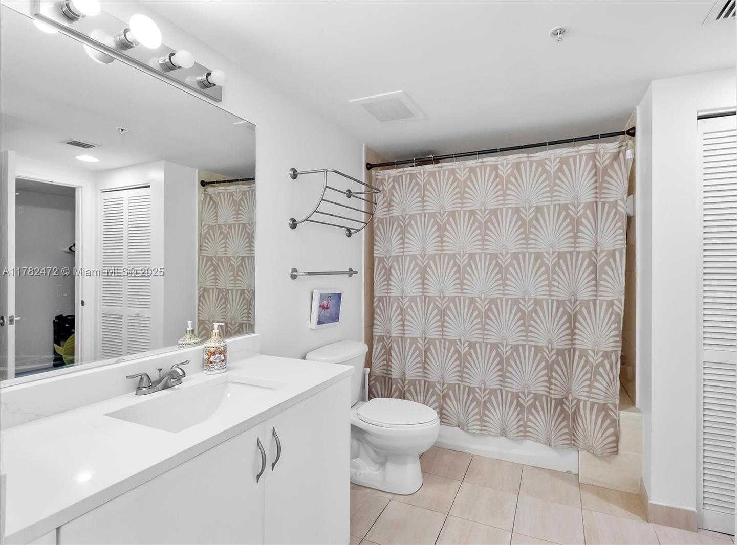 Small Image of 1750 NORTH BAYSHORE DR #3106, Miami Number 16
