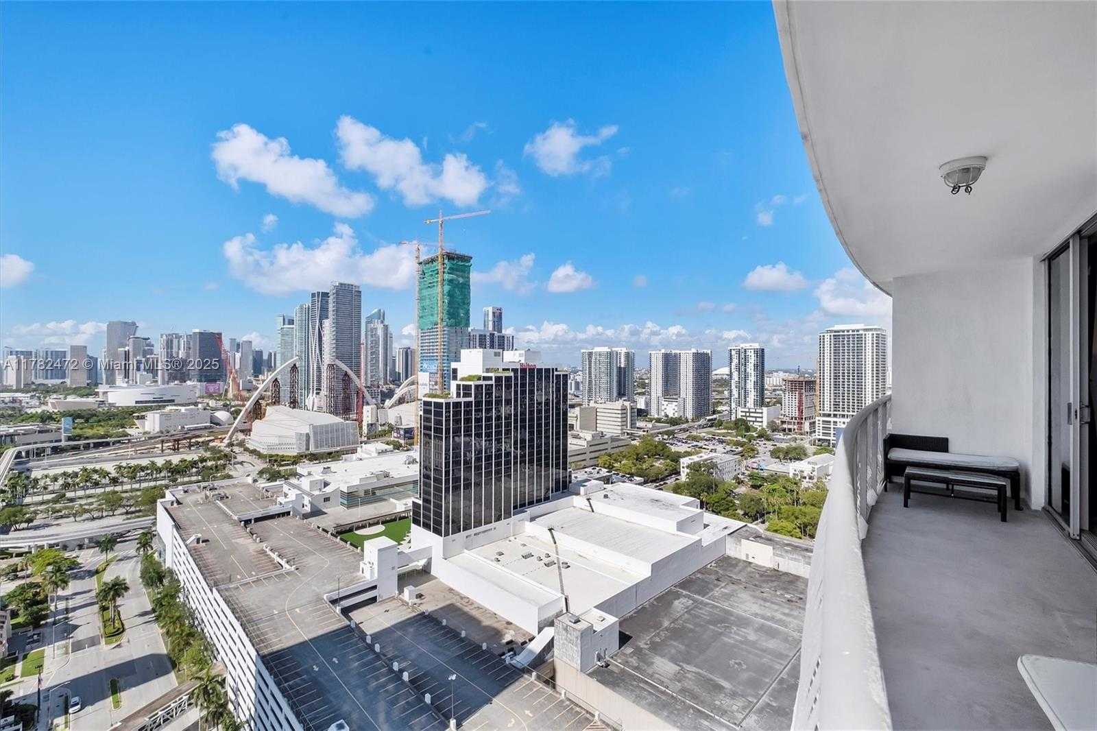 Small Image of 1750 NORTH BAYSHORE DR #3106, Miami Number 36