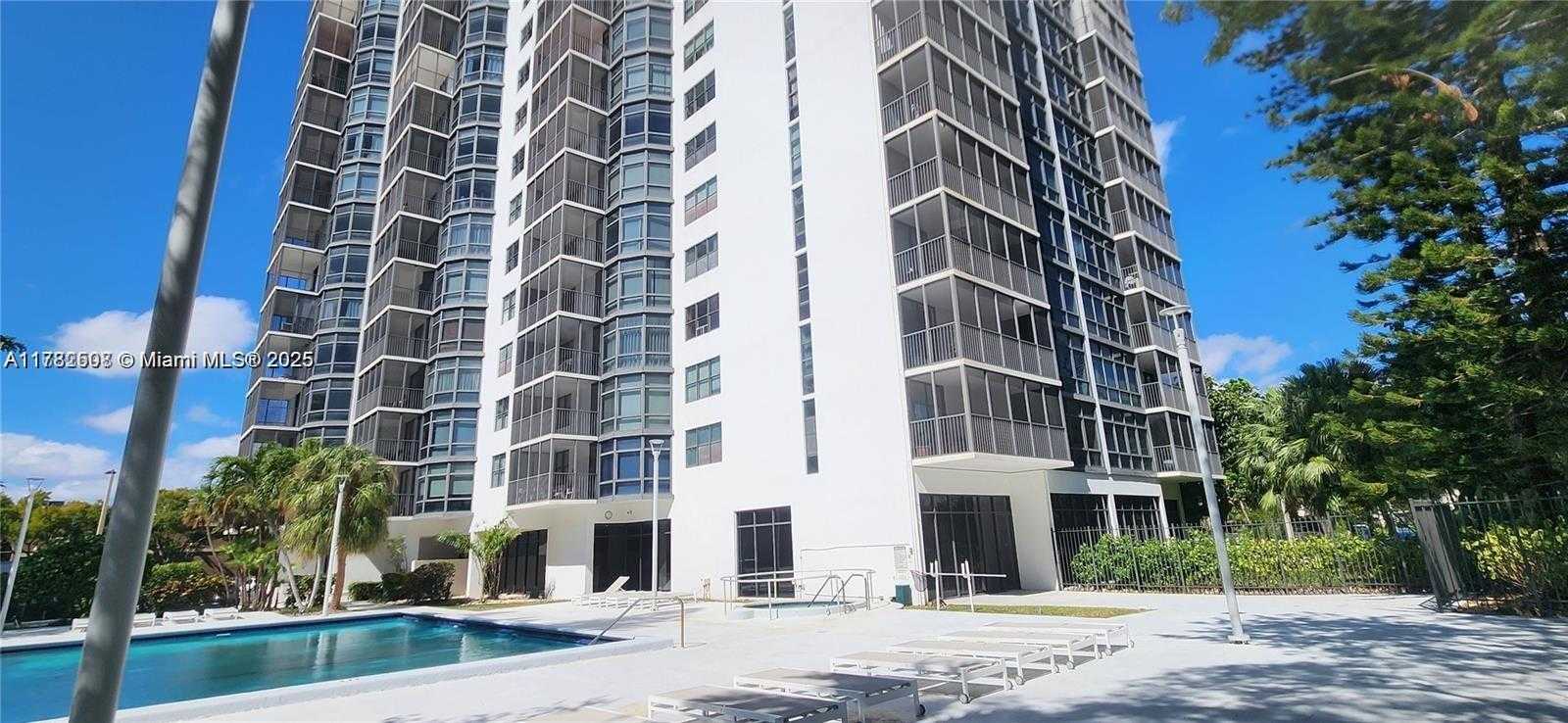 Small Image of 20100 WEST COUNTRY CLUB DR #PH-03, Aventura Number 26