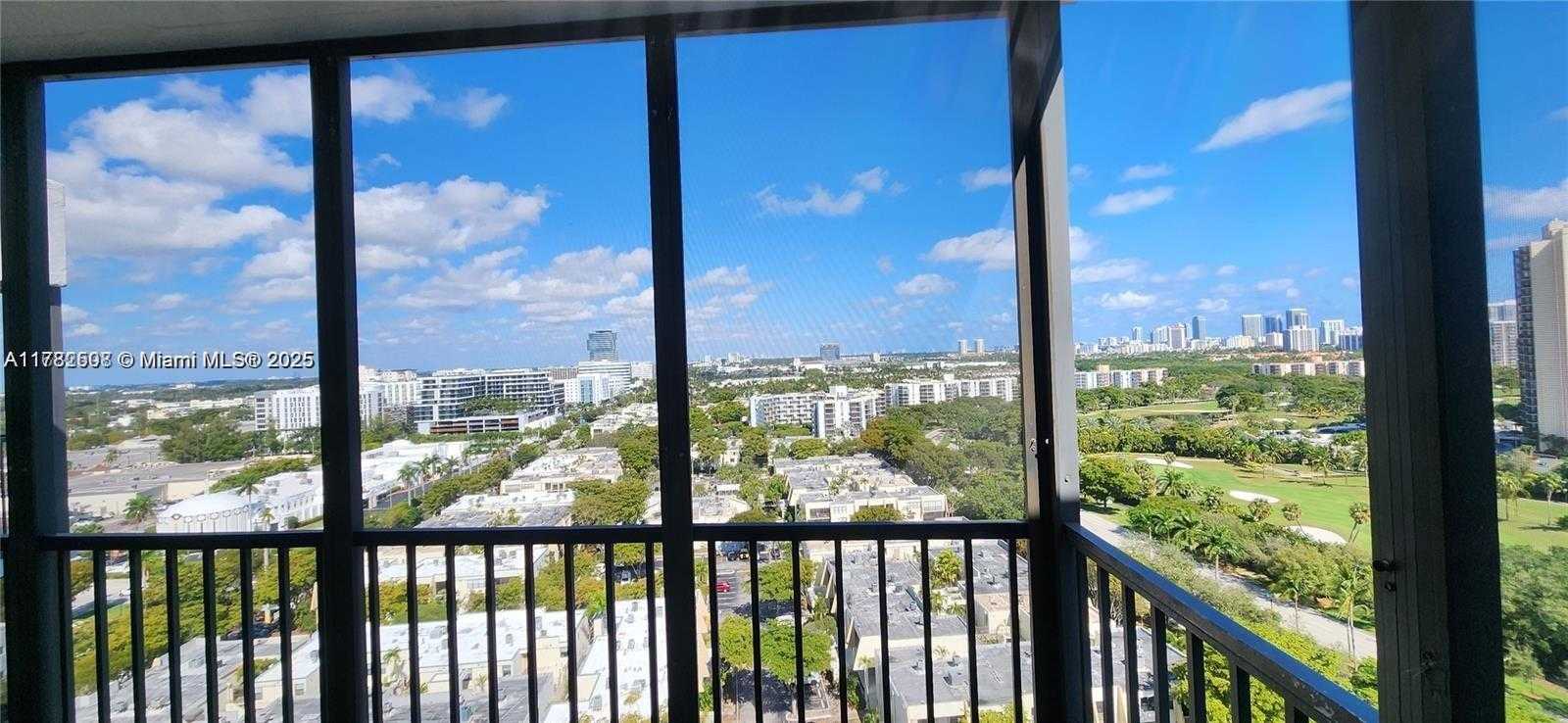 Small Image of 20100 WEST COUNTRY CLUB DR #PH-03, Aventura Number 3