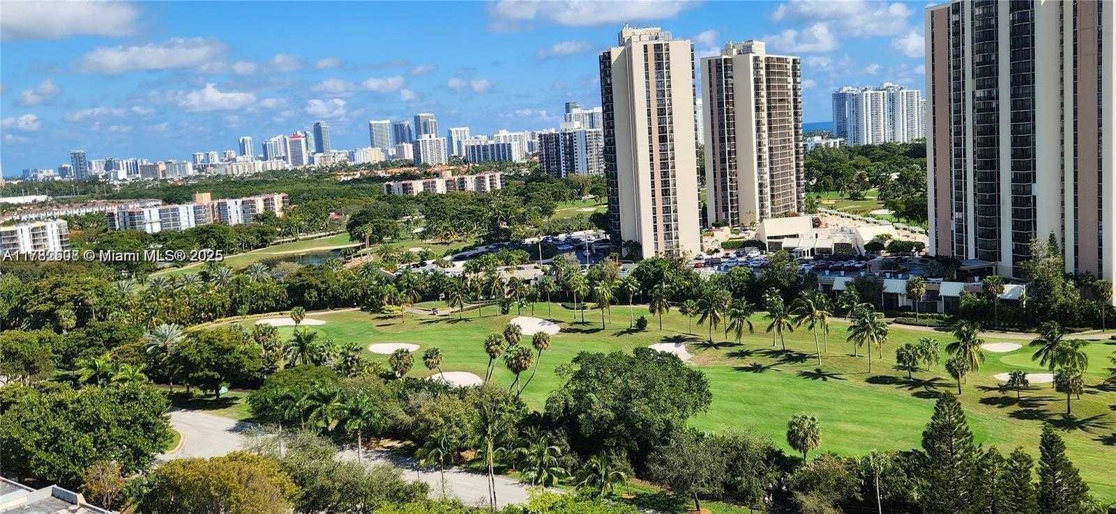 Small Image of 20100 WEST COUNTRY CLUB DR #PH-03, Aventura Number 5