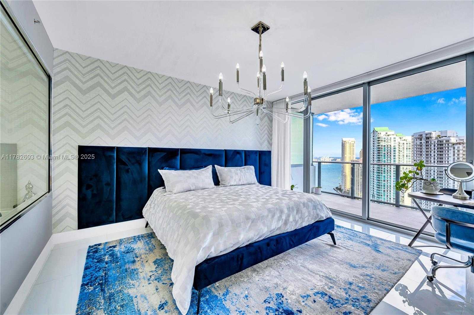 Small Image of 200 BISCAYNE BOULEVARD WAY #3307, Miami Number 19