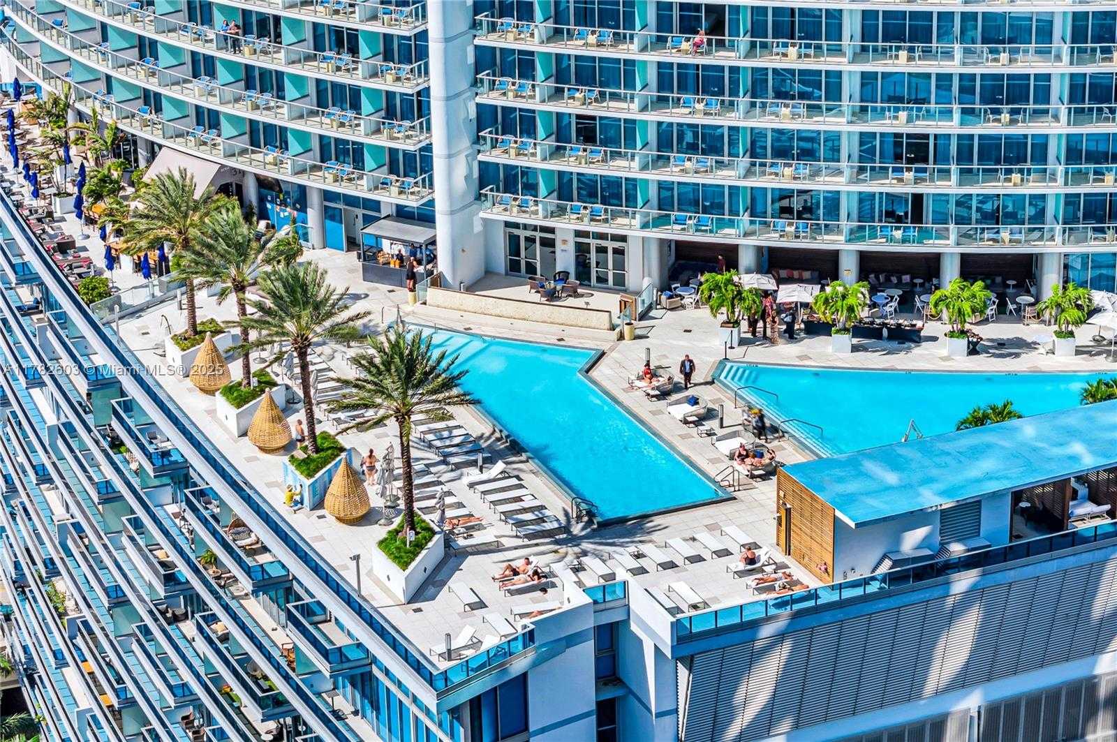 Small Image of 200 BISCAYNE BOULEVARD WAY #3307, Miami Number 36