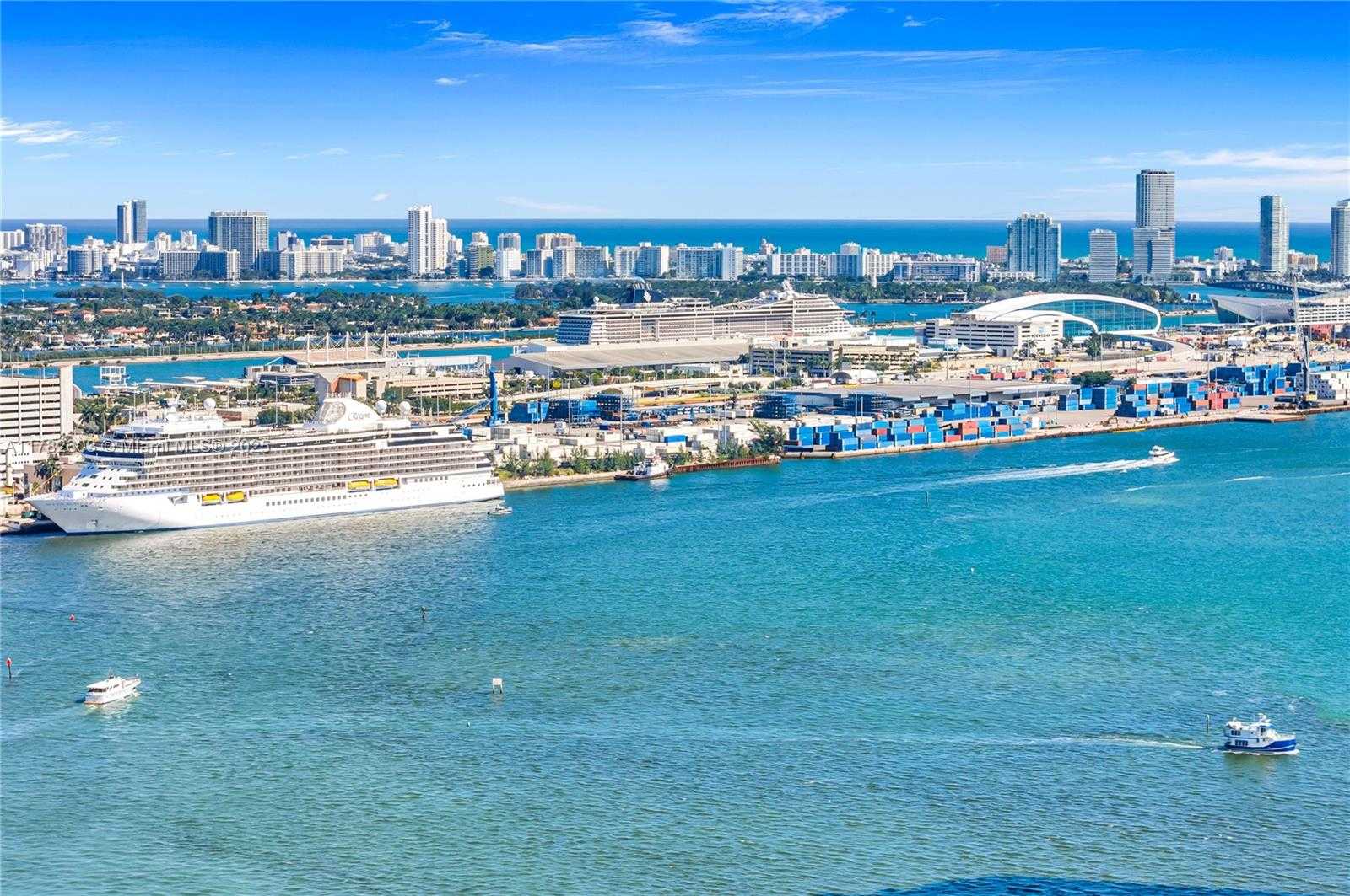 Small Image of 200 BISCAYNE BOULEVARD WAY #3307, Miami Number 42