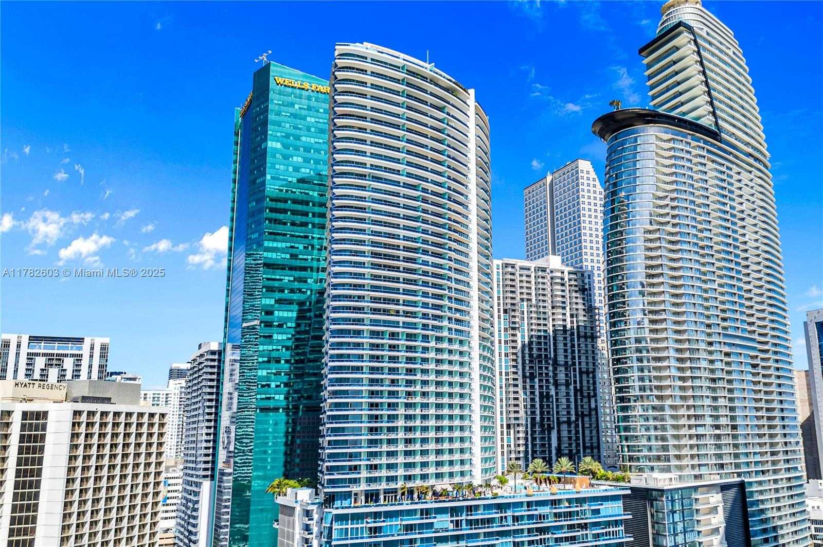 Small Image of 200 BISCAYNE BOULEVARD WAY #3307, Miami Number 50