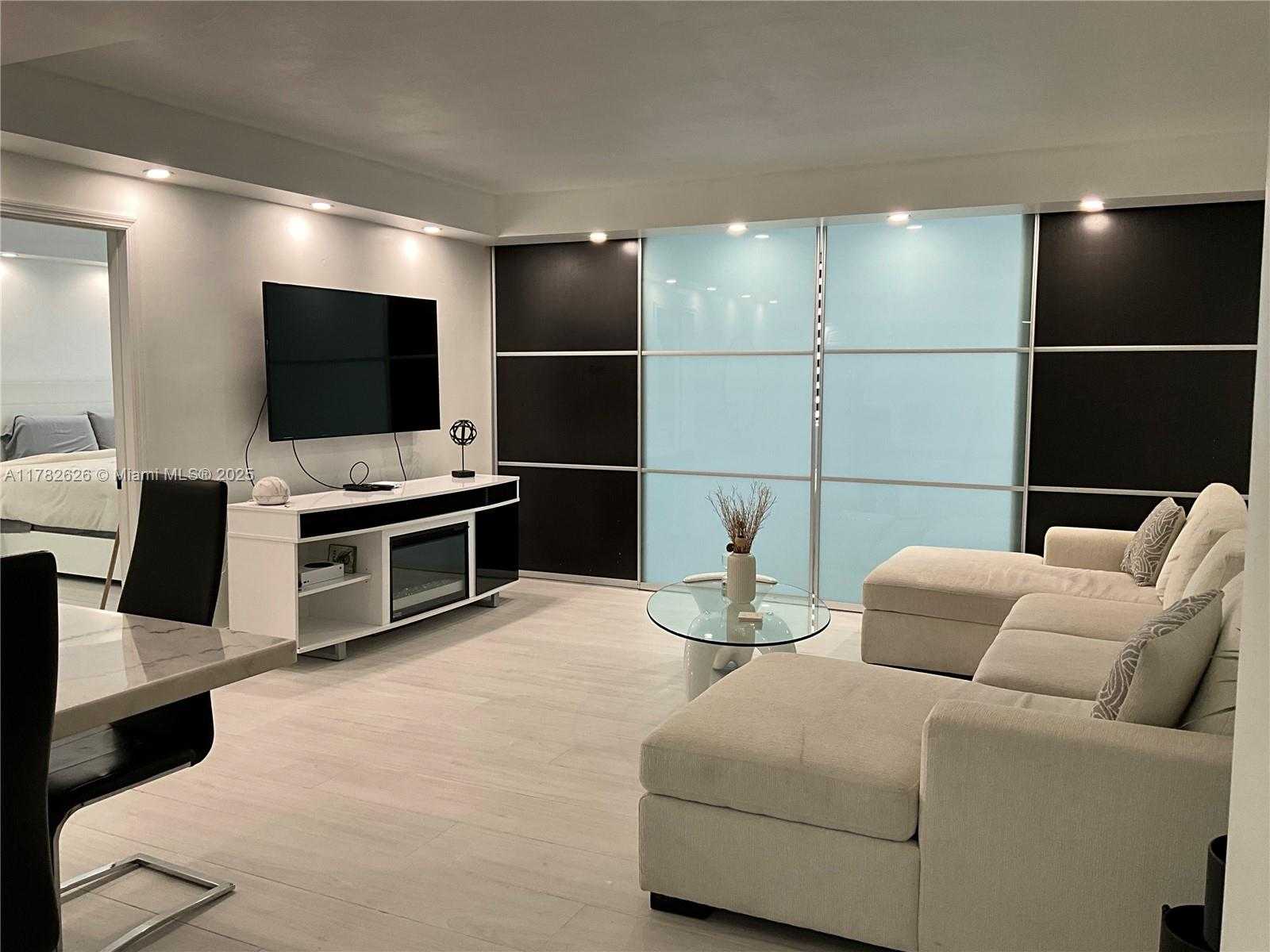 Small Image of 5005 COLLINS AVE #109, Miami Beach Number 6
