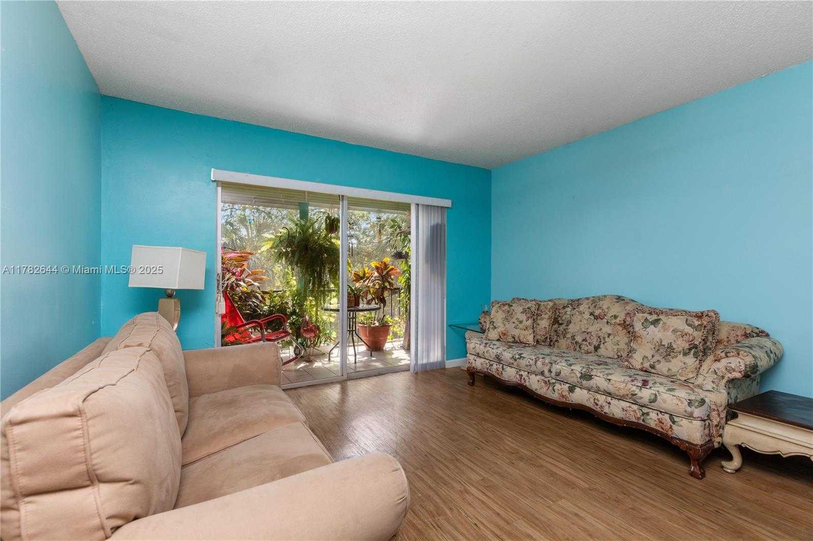 Small Image of 400 SOUTH HOLLYBROOK DR #302, Pembroke Pines Number 14