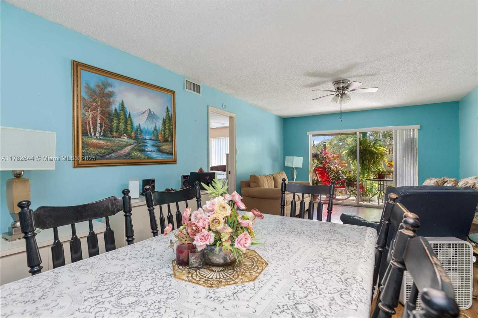 Small Image of 400 SOUTH HOLLYBROOK DR #302, Pembroke Pines Number 17