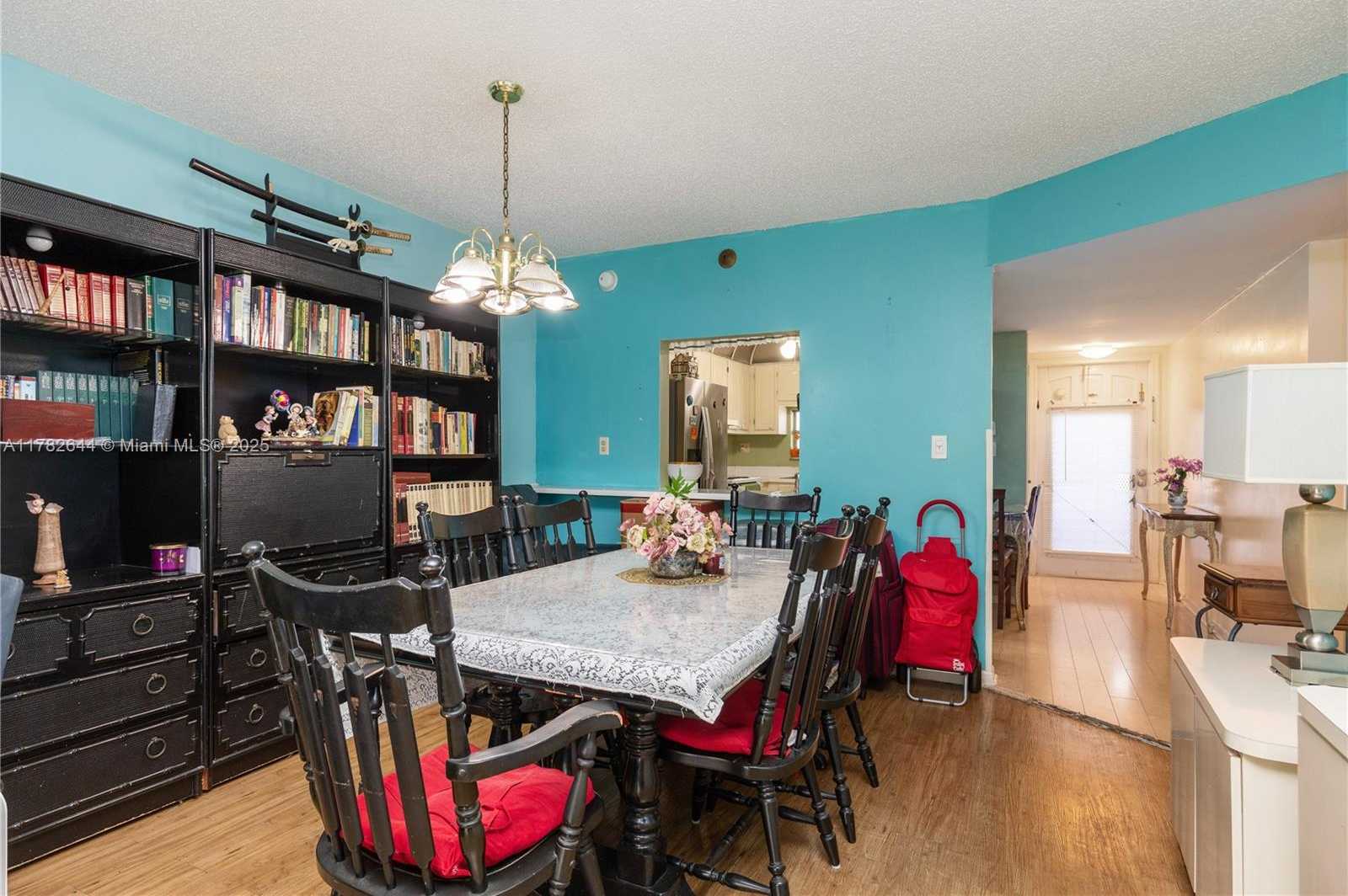 Small Image of 400 SOUTH HOLLYBROOK DR #302, Pembroke Pines Number 19